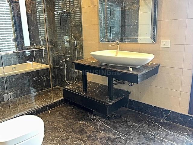 4 BHK Independent Builder Floor in New Friends Colony for rent New Delhi. The reference number is 19944186