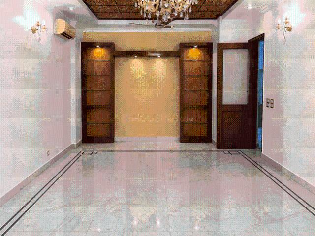 4 BHK Independent Builder Floor in New Friends Colony for rent New Delhi. The reference number is 20845197