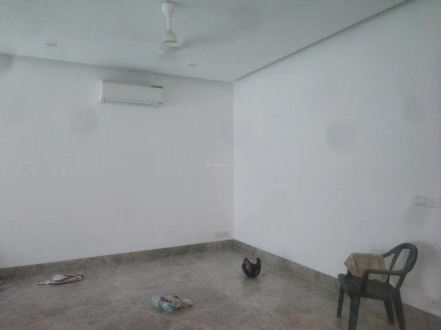 4 BHK Independent Builder Floor in New Friends Colony for rent New Delhi. The reference number is 20876991
