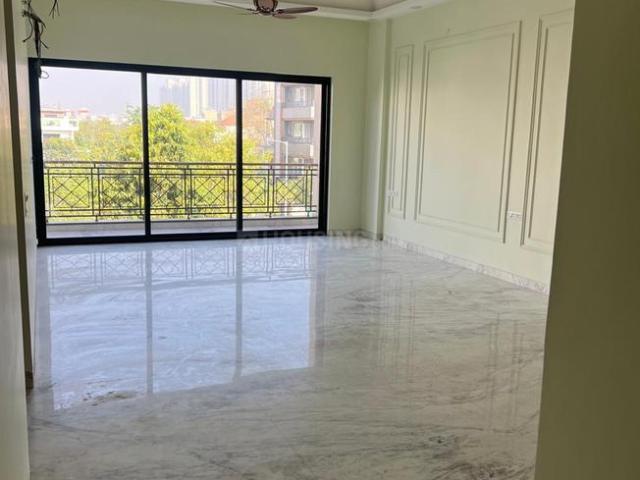4 BHK Independent Builder Floor in New Friends Colony for rent New Delhi. The reference number is 20077288