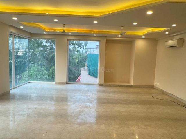 4 BHK Independent Builder Floor in New Friends Colony for rent New Delhi. The reference number is 20359302