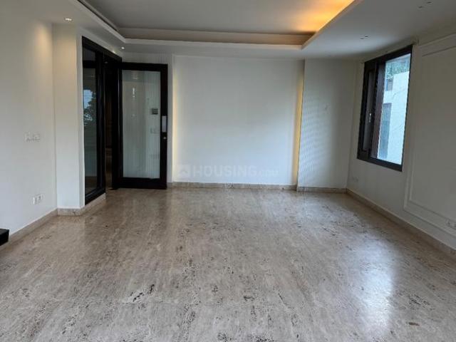 4 BHK Independent Builder Floor in New Friends Colony for resale New Delhi. The reference number is 18871213
