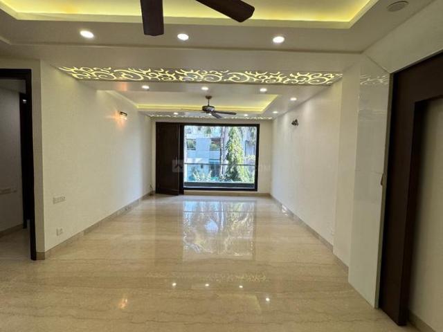 4 BHK Independent Builder Floor in New Friends Colony for resale New Delhi. The reference number is 19028994