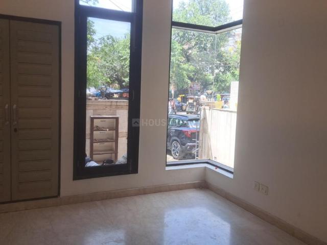 4 BHK Independent Builder Floor in New Friends Colony for resale New Delhi. The reference number is 20111968