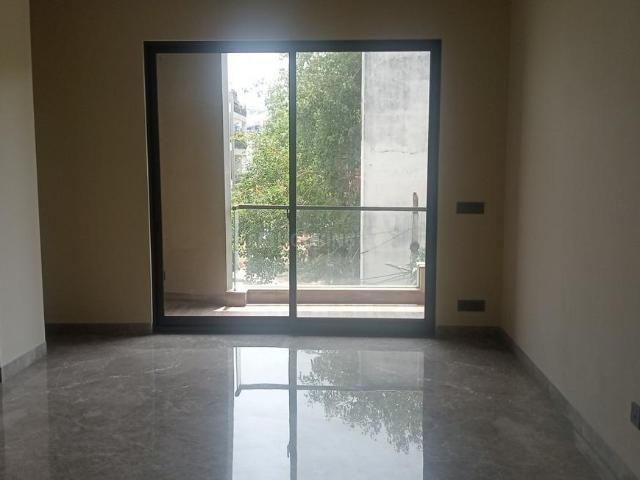4 BHK Independent Builder Floor in New Friends Colony for resale New Delhi. The reference number is 20385075