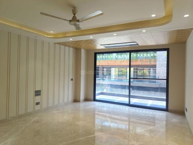 4 BHK Independent Builder Floor in New Friends Colony for resale New Delhi. The reference number is 20389857