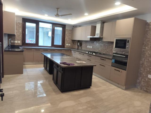 4 BHK Independent Builder Floor in Anand Lok for rent New Delhi. The reference number is 21015628