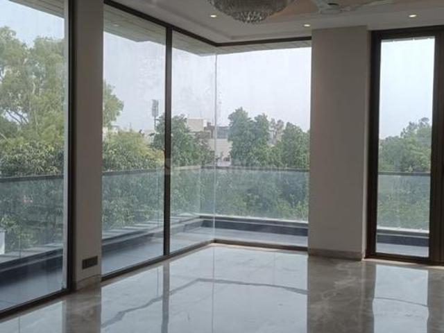 4 BHK Independent Builder Floor in Anand Lok for rent New Delhi. The reference number is 21178544