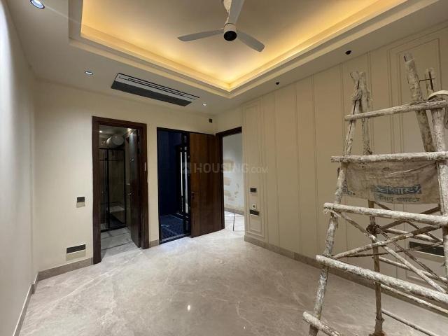 4 BHK Independent Builder Floor in Anand Lok for resale New Delhi. The reference number is 20568757
