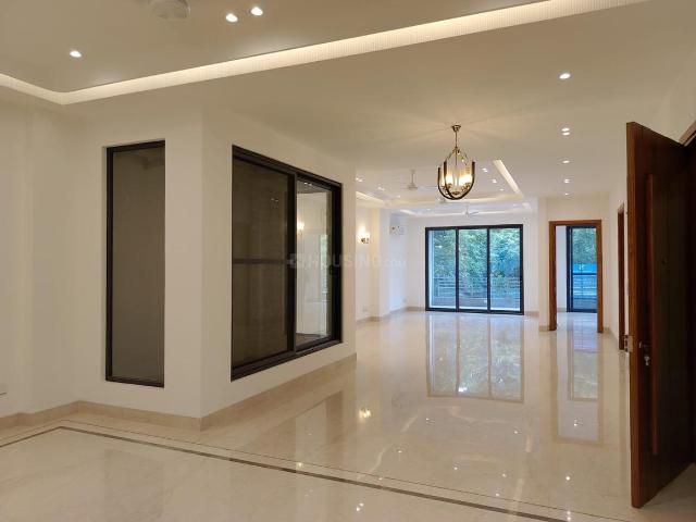 4 BHK Independent Builder Floor in Anand Lok for resale New Delhi. The reference number is 21010156