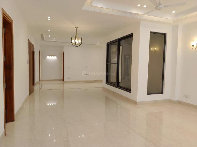 4 BHK Independent Builder Floor in Anand Lok for resale New Delhi. The reference number is 21010103