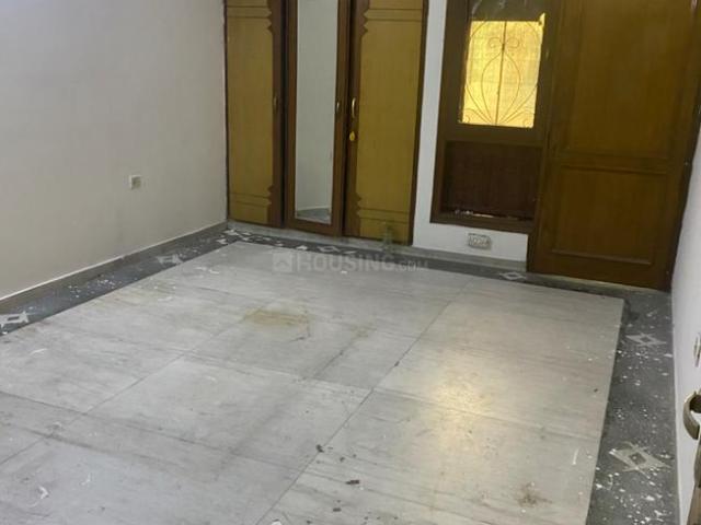 4 BHK Independent Builder Floor in Anand Vihar for rent New Delhi. The reference number is 15082753