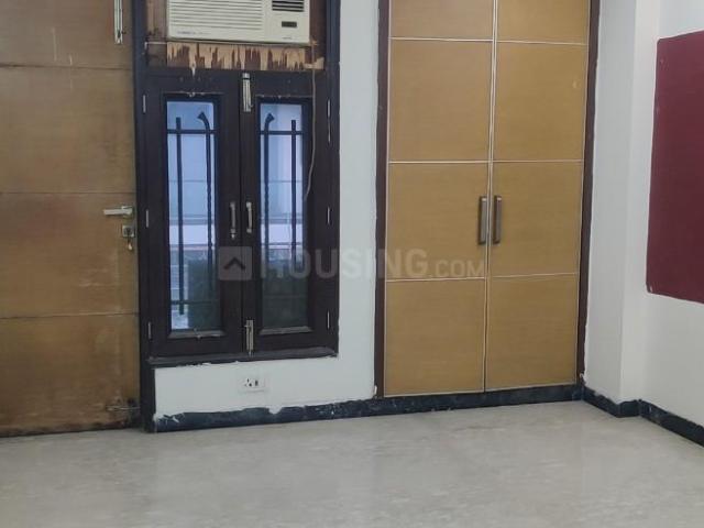 4 BHK Independent Builder Floor in Anand Vihar for rent New Delhi. The reference number is 19810748