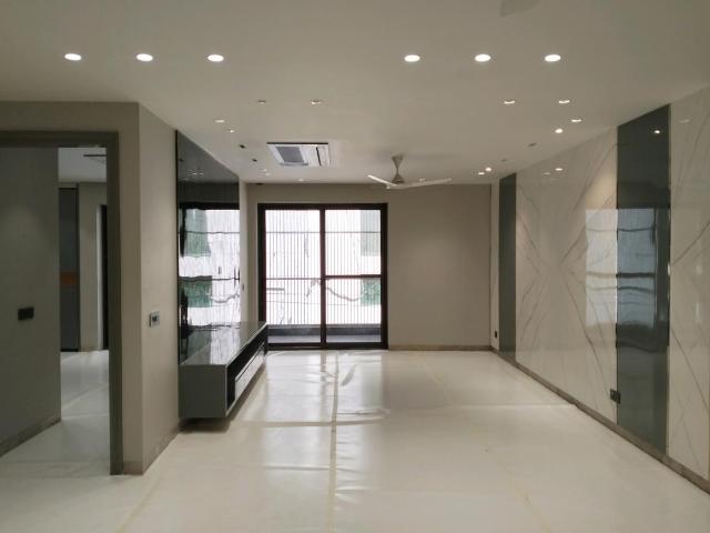 4 BHK Independent Builder Floor in Anand Vihar for resale New Delhi. The reference number is 19615885