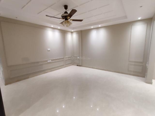 4 BHK Independent Builder Floor in Anand Vihar for resale New Delhi. The reference number is 21192210