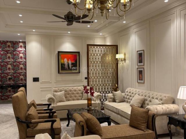 4 BHK Independent Builder Floor in Anand Vihar for resale New Delhi. The reference number is 21363289