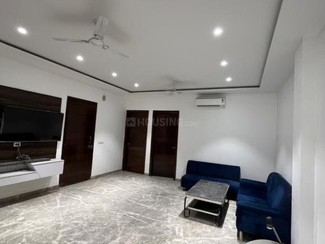 4 BHK Independent Builder Floor in Ashok Vihar for rent New Delhi. The reference number is 17926590