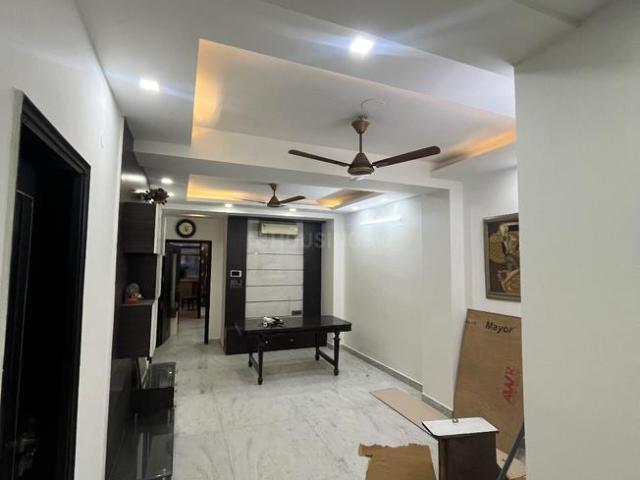 4 BHK Independent Builder Floor in Ashok Vihar for rent New Delhi. The reference number is 18374215