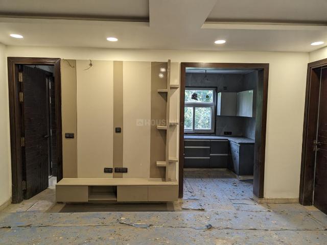 4 BHK Independent Builder Floor in Ashok Vihar for rent New Delhi. The reference number is 19675925