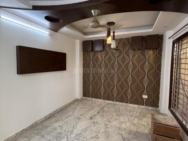 4 BHK Independent Builder Floor in Ashok Vihar for rent New Delhi. The reference number is 19908122