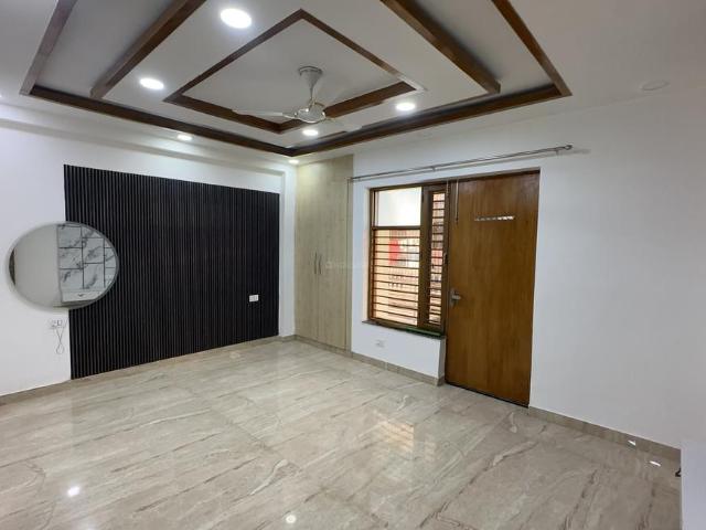 4 BHK Independent Builder Floor in Ashoka Enclave for resale Faridabad. The reference number is 20379021