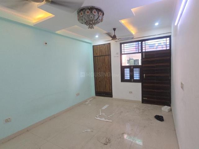 4 BHK Independent Builder Floor in Bharat Vihar for rent New Delhi. The reference number is 20636847