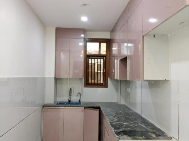 4 BHK Independent Builder Floor in Bharat Vihar for resale New Delhi. The reference number is 17329208