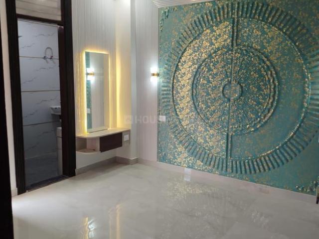 4 BHK Independent Builder Floor in Chhapraula for resale Ghaziabad. The reference number is 20421027