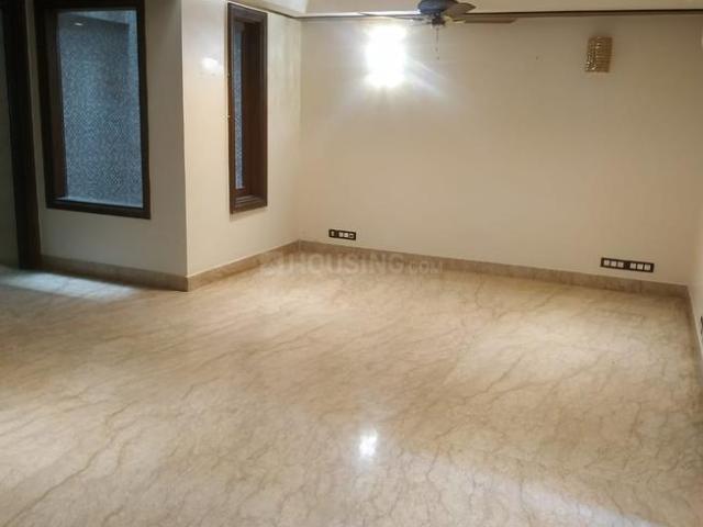 4 BHK Independent Builder Floor in Chittaranjan Park for rent New Delhi. The reference number is 18764893