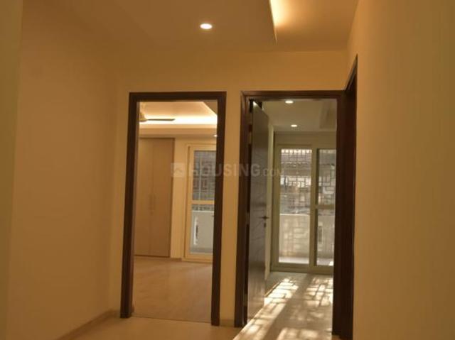 4 BHK Independent Builder Floor in Chittaranjan Park for rent New Delhi. The reference number is 20972587
