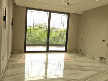 4 BHK Independent Builder Floor in Chittaranjan Park for resale New Delhi. The reference number is 20555318