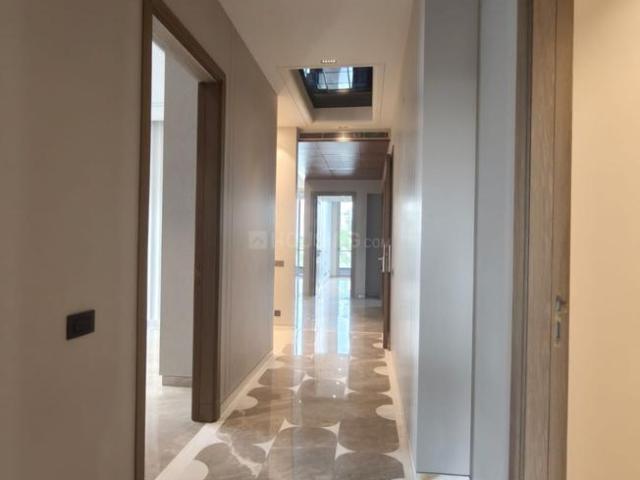 4 BHK Independent Builder Floor in Chittaranjan Park for resale New Delhi. The reference number is 21180031