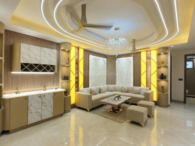 4 BHK Apartment in Nawada for resale New Delhi. The reference number is 20872674