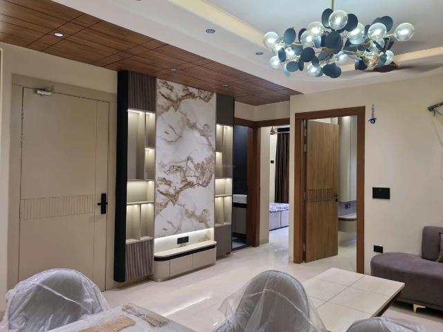 4 BHK Independent Builder Floor in Dwarka Mor for resale New Delhi. The reference number is 20289485