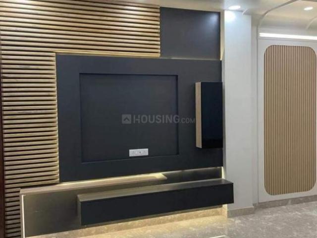 4 BHK Independent Builder Floor in Dabri for resale New Delhi. The reference number is 10774990