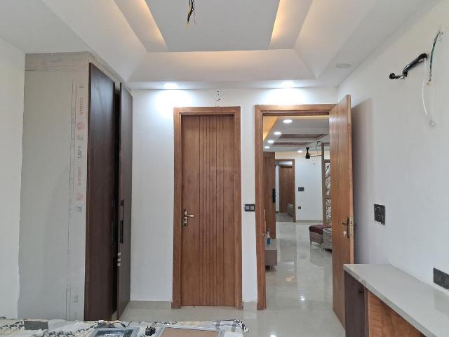 4 BHK Independent Builder Floor in Deenpur for resale New Delhi. The reference number is 18671858