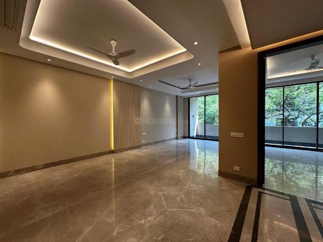4 BHK Independent Builder Floor in Defence Colony for rent New Delhi. The reference number is 20949771