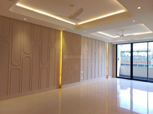 4 BHK Independent Builder Floor in Defence Colony for resale New Delhi. The reference number is 20402491