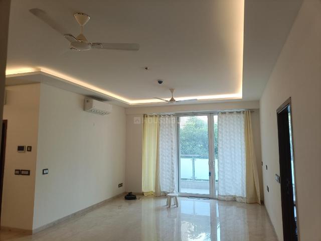 4 BHK Independent Builder Floor in DLF Phase 4 for rent Gurgaon. The reference number is 19531898