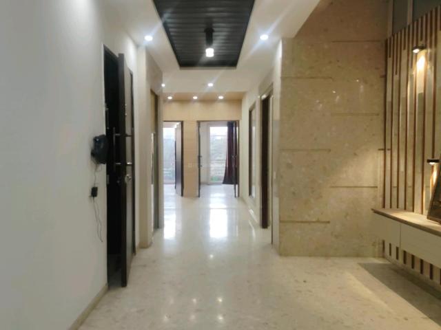4 BHK Independent Builder Floor in DLF Phase 4 for rent Gurgaon. The reference number is 19575882