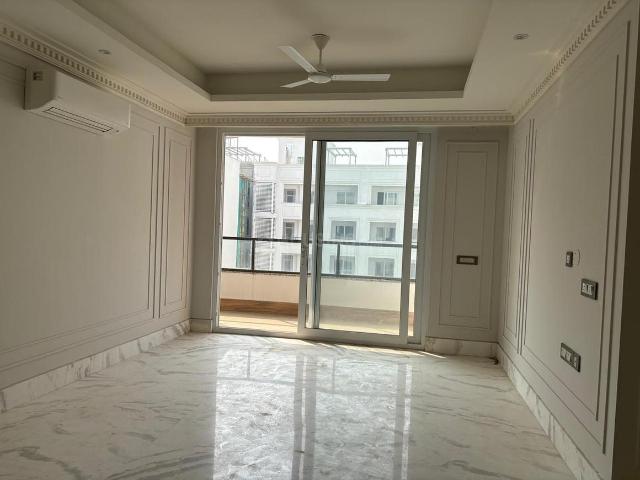 4 BHK Independent Builder Floor in DLF Phase 5 for resale Gurgaon. The reference number is 21154122