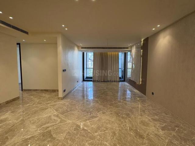 4 BHK Independent Builder Floor in DLF Phase 1 for resale Gurgaon. The reference number is 18147348