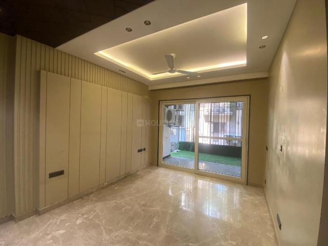 4 BHK Independent Builder Floor in DLF Phase 2 for rent Gurgaon. The reference number is 19937824