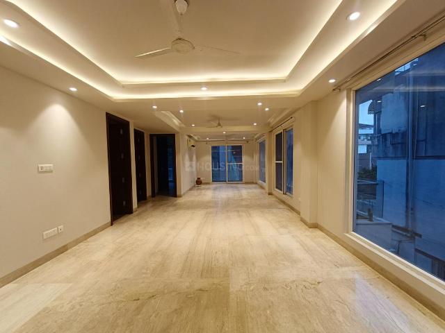 4 BHK Independent Builder Floor in East Of Kailash for rent New Delhi. The reference number is 20778575