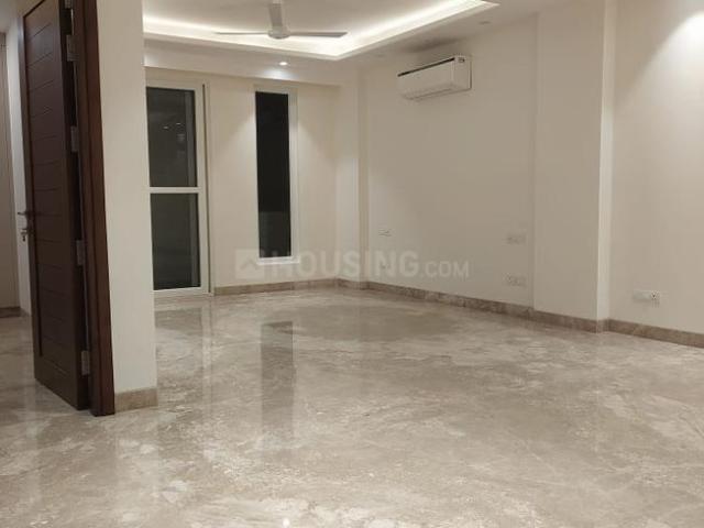 4 BHK Independent Builder Floor in East Of Kailash for resale New Delhi. The reference number is 11023132