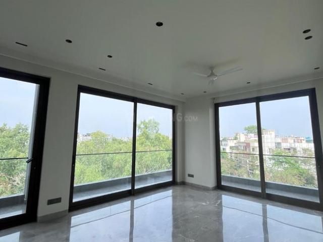 4 BHK Independent Builder Floor in East Of Kailash for resale New Delhi. The reference number is 20552075
