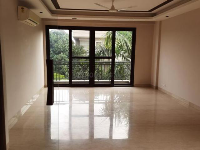 4 BHK Independent Builder Floor in East Of Kailash for resale New Delhi. The reference number is 19064897