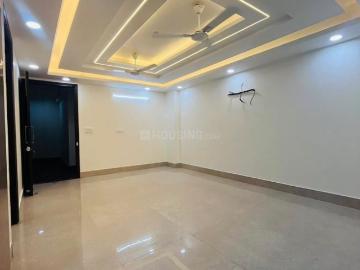 4 BHK Independent Builder Floor in Freedom Fighters Enclave for resale New Delhi. The reference number is 20490781
