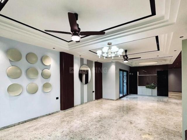 4 BHK Independent Builder Floor in Gujranwala Town for resale New Delhi. The reference number is 19774401