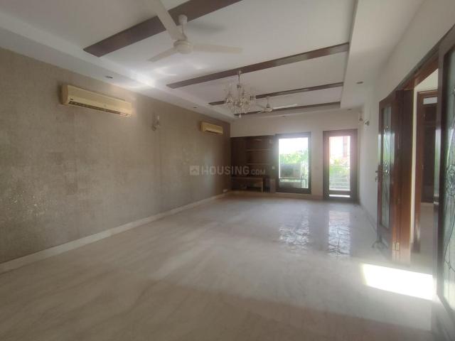 4 BHK Independent Builder Floor in Gulmohar Park for rent New Delhi. The reference number is 19211217